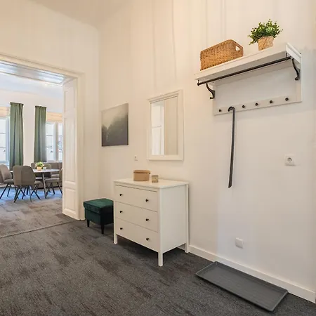 Apartament Whats *