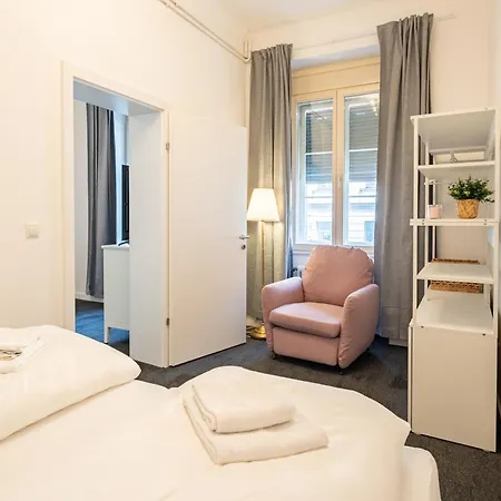 Apartament Whats *